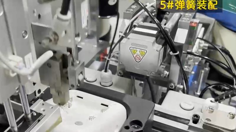 东莞自动化机械手选型：五大关键点解析**